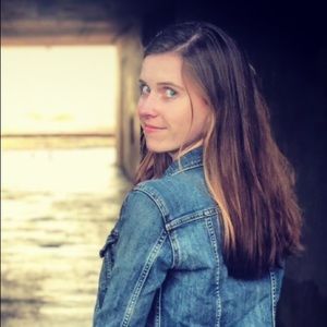 Meet your Posher, Leigh